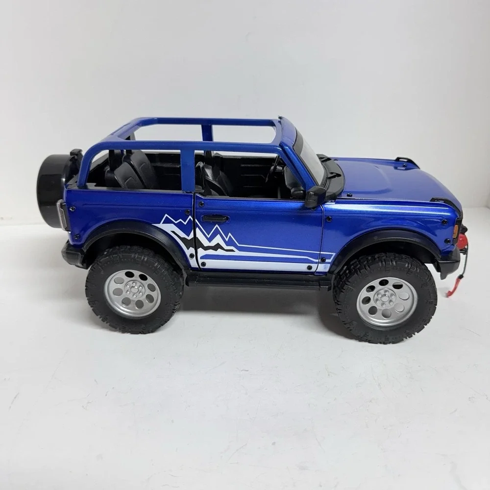 New Bright 2021‎ Ford Bronco Electric Blue With Winch